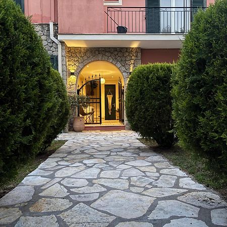 Kaloudis Studios & Apartments ذيسْخا المظهر الخارجي الصورة