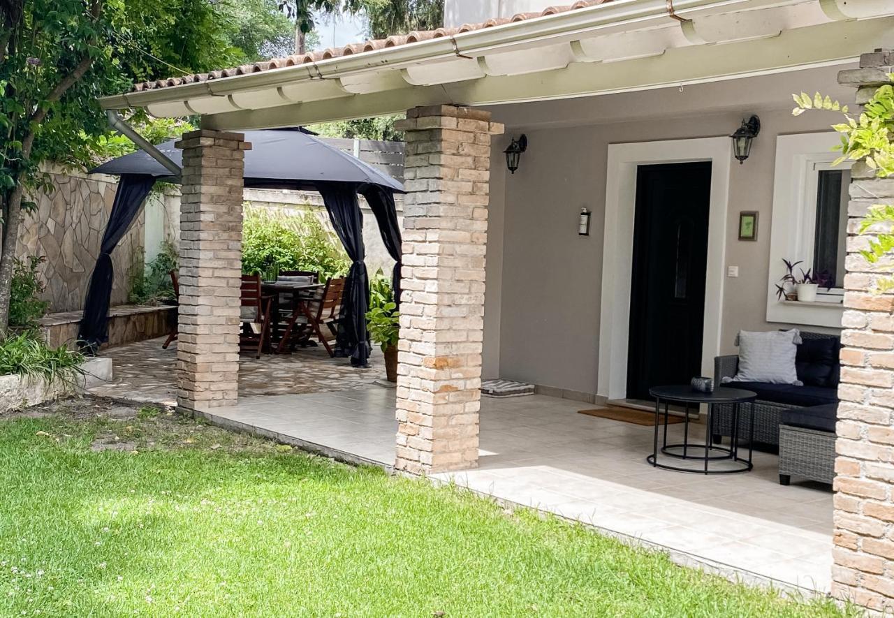 Kaloudis Studios & Apartments ذيسْخا المظهر الخارجي الصورة