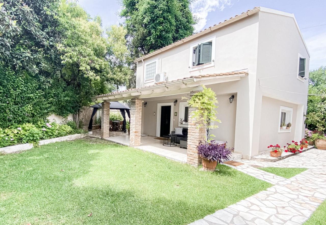 Kaloudis Studios & Apartments ذيسْخا المظهر الخارجي الصورة