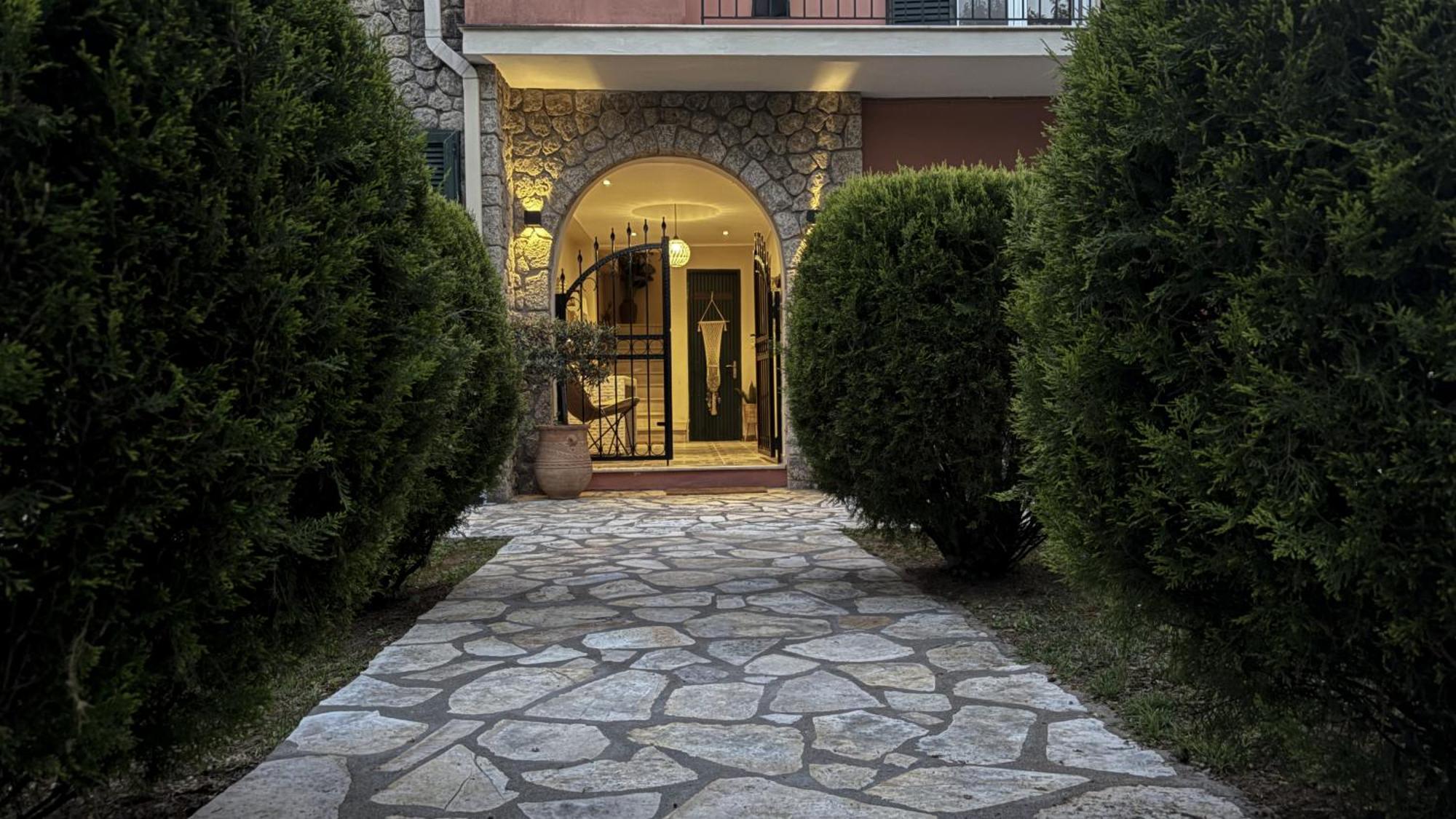 Kaloudis Studios & Apartments ذيسْخا المظهر الخارجي الصورة